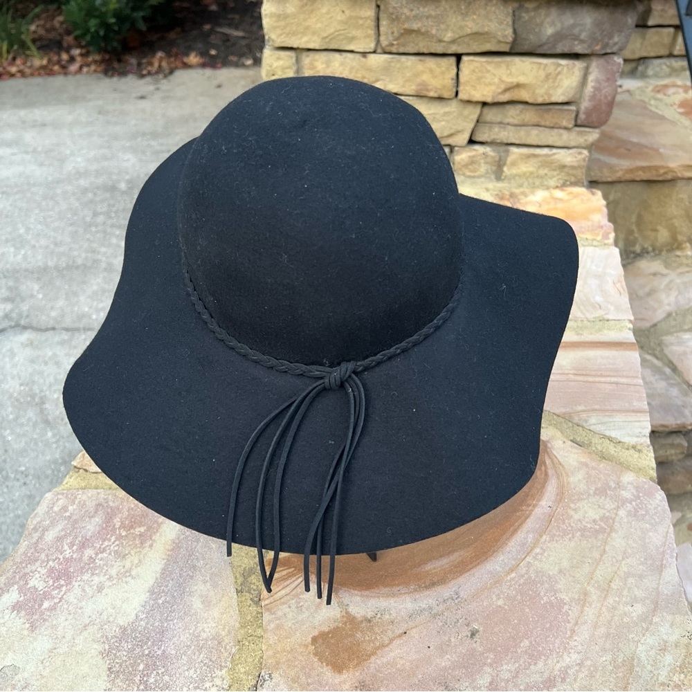 Elegant Black Women's Floppy Hat